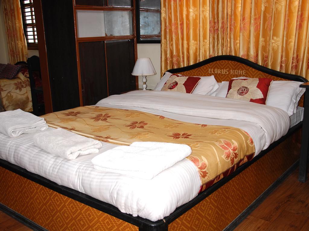 Elbrus Home Katmandu Rom bilde